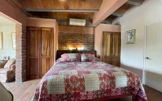 300 Viznaga, Bahia