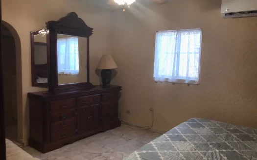 102 Paseo Alegre, Villa Hermosa