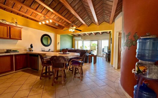 2B, Villa Bahia Condos, Bahia