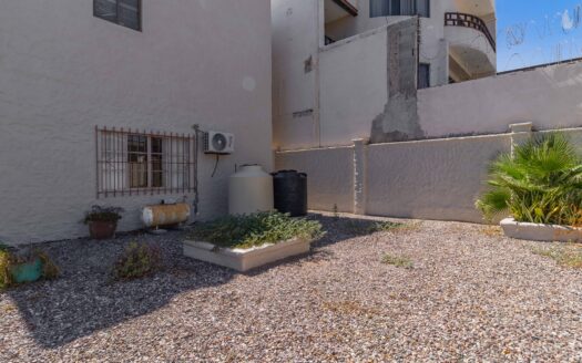 35 Manglares, Creston