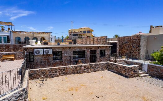 2 Villa Hermosa